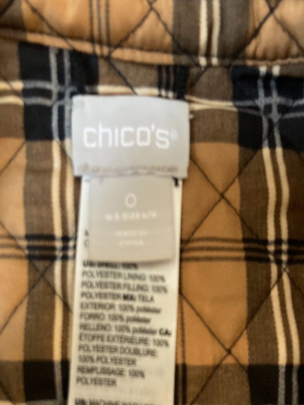 Chicos Quilted Reversible Vest Plaid & Black Size Small - Picture 4 of 5